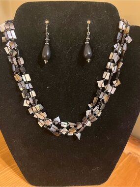 Multi-Strand Black Iridescent Shell Necklace with Black Teardrop Earrings